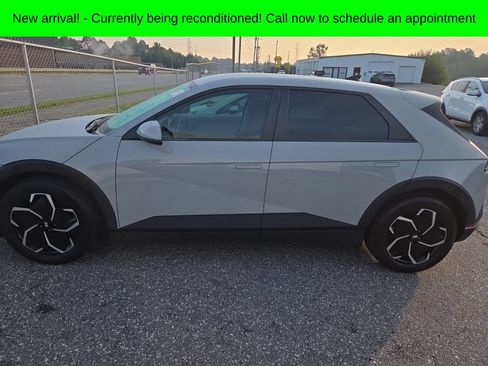 Used 2024 Hyundai Ioniq 5 SEL RWD image 3