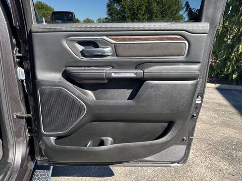 Used 2020 RAM 1500 Laramie image 43