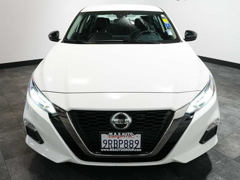 Used 2022 Nissan Altima 2.5 SR FWD image 6
