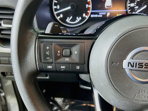 Used 2021 Nissan Rogue SV FWD image 19