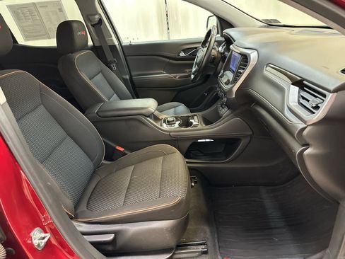 Used 2020 GMC Acadia AT4 image 17