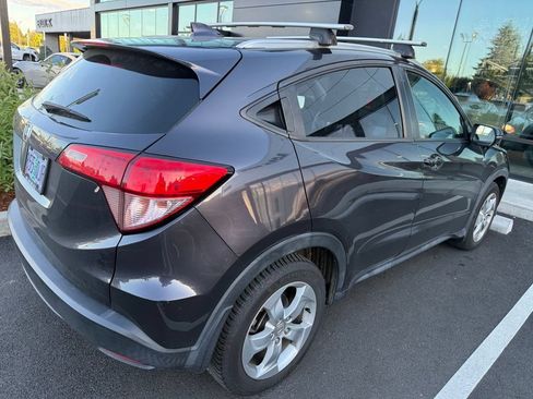 Used 2016 Honda HR-V EX-L image 2
