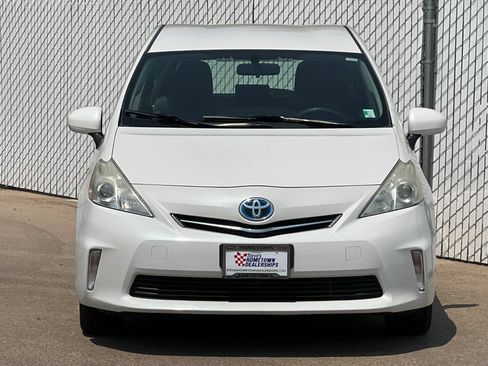 Used 2013 Toyota Prius V Three FWD image 6