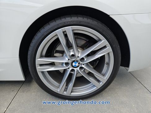 Used 2017 BMW 640i Convertible RWD image 10