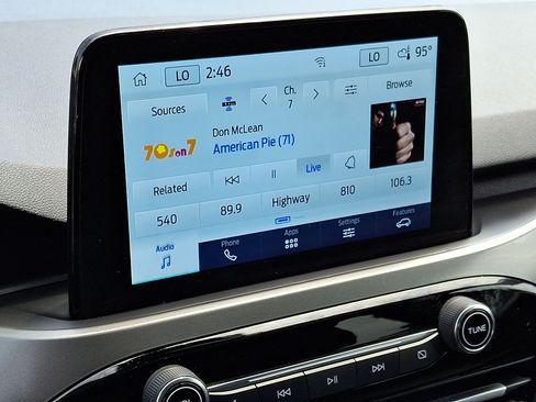 Certified 2023 Ford Escape Active AWD/4WD image 17