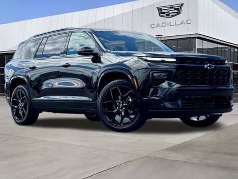 Used 2024 Chevrolet Traverse RS w/ LPO, Floor Liner Package image 2