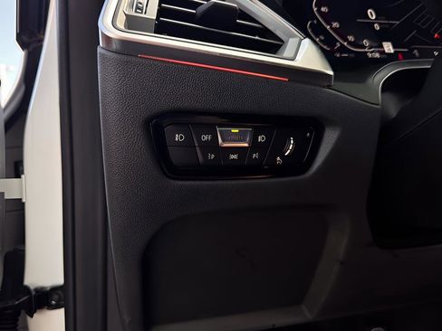 Used 2023 BMW 430i Coupe w/ M Sport Package RWD image 19