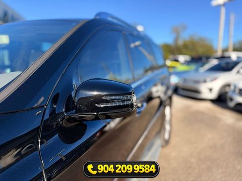 Used 2011 Mercedes-Benz GL 450 4MATIC image 9