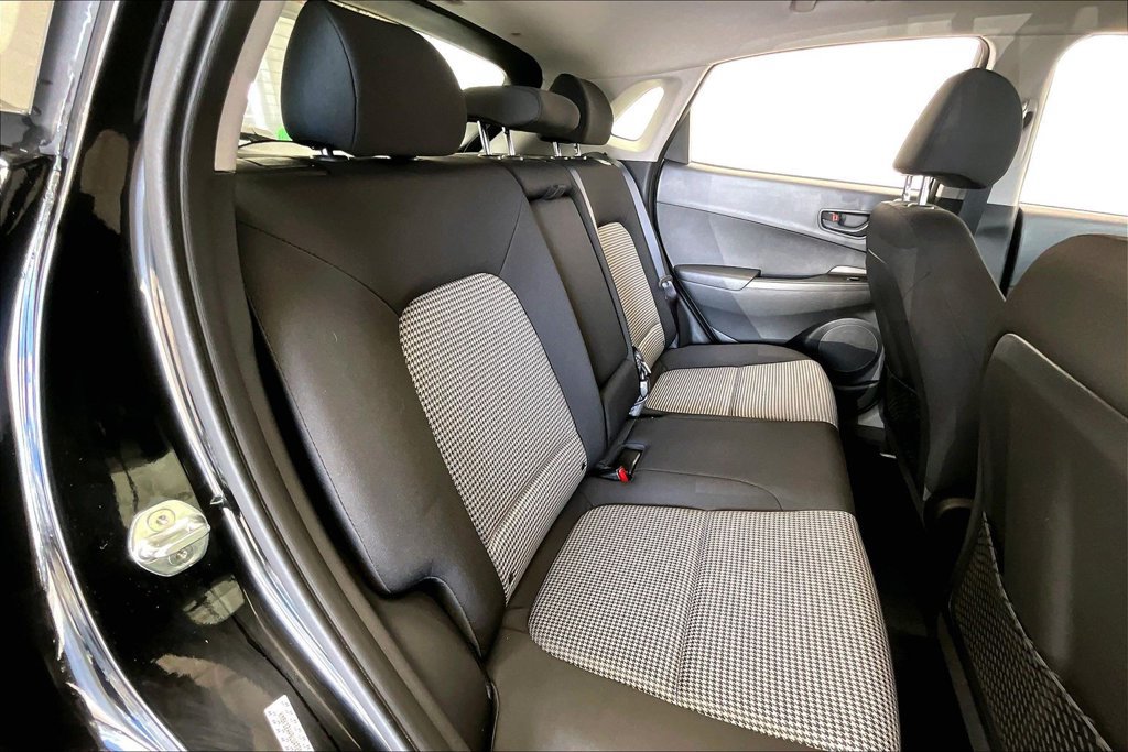 Used 2020 Hyundai Kona SE w/ Cargo Package FWD image 28