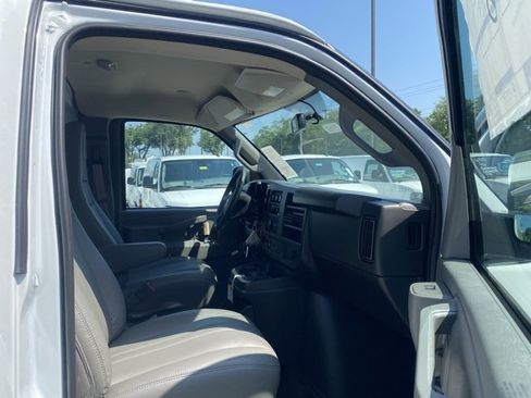 New 2025 Chevrolet Express 3500 w/ Power Convenience Package image 28