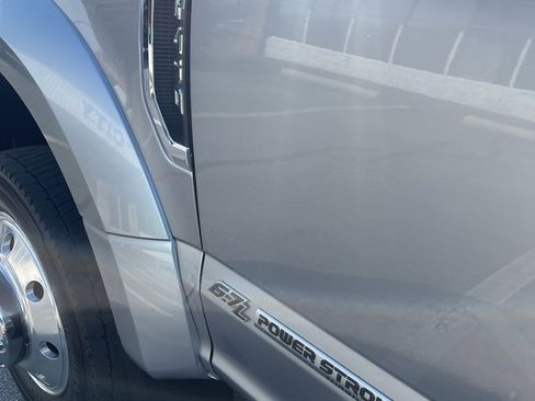 Used 2022 Ford F450 Lariat w/ Lariat Ultimate Package image 9