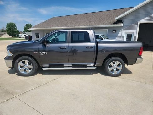 Used 2019 RAM 1500 Big Horn image 4