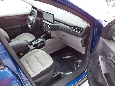 Used 2023 Ford Escape Active w/ Tech Pack #1 image 8