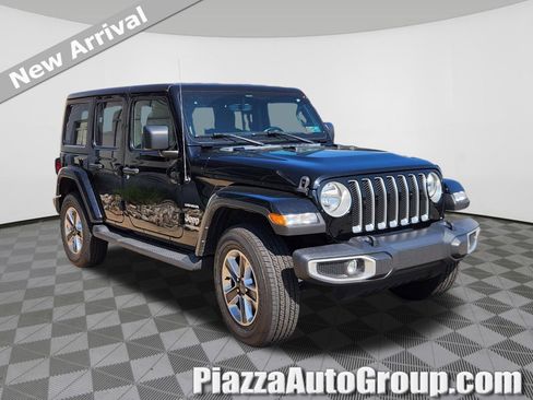 Used 2022 Jeep Wrangler Unlimited Sahara AWD/4WD image 1