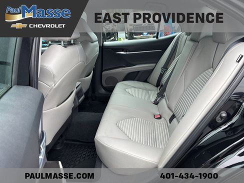 Used 2024 Toyota Camry SE w/ Cold Weather Package AWD/4WD image 18