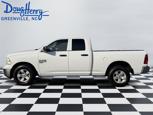 Used 2024 RAM 1500 Classic SLT image 2