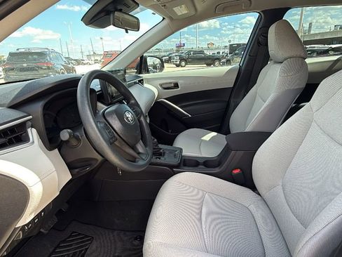 Certified 2026 Toyota Corolla Cross L image 10