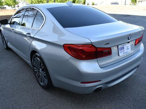 Used 2019 BMW 530i xDrive w/ Convenience Package AWD/4WD image 8
