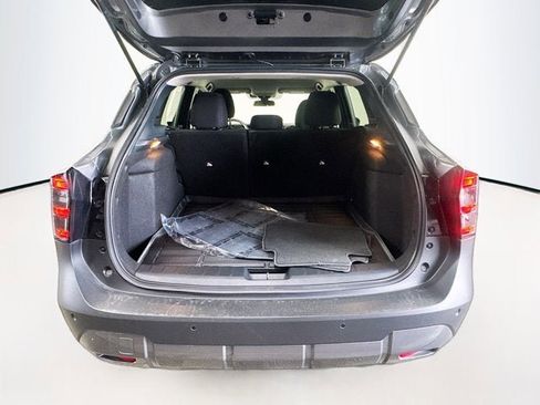 Certified 2025 Nissan Kicks SV AWD/4WD image 20