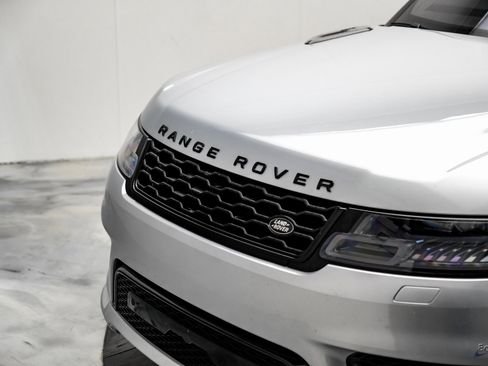 Used 2021 Land Rover Range Rover Sport HST image 28