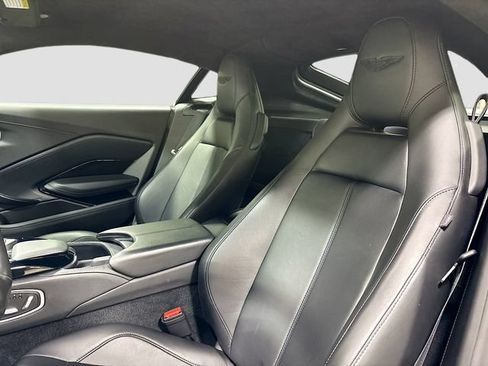 Used 2020 Aston Martin V8 Vantage Coupe RWD image 21