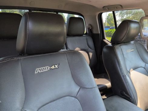 Used 2014 Nissan Frontier PRO-4X w/ Pro-4x Luxury Package AWD/4WD image 7