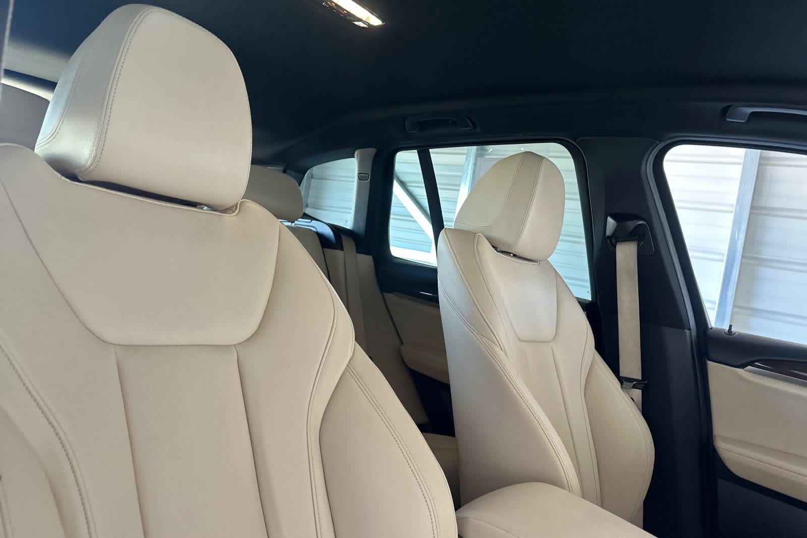 Used 2019 BMW X3 xDrive30i w/ Driving Assistance Package AWD/4WD image 17