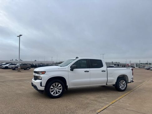 Used 2022 Chevrolet Silverado 1500 Custom AWD/4WD image 11