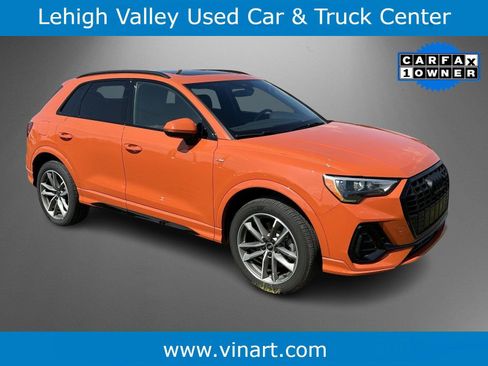 Used 2022 Audi Q3 2.0T Premium w/ Black Optic Sport Package AWD/4WD image 1