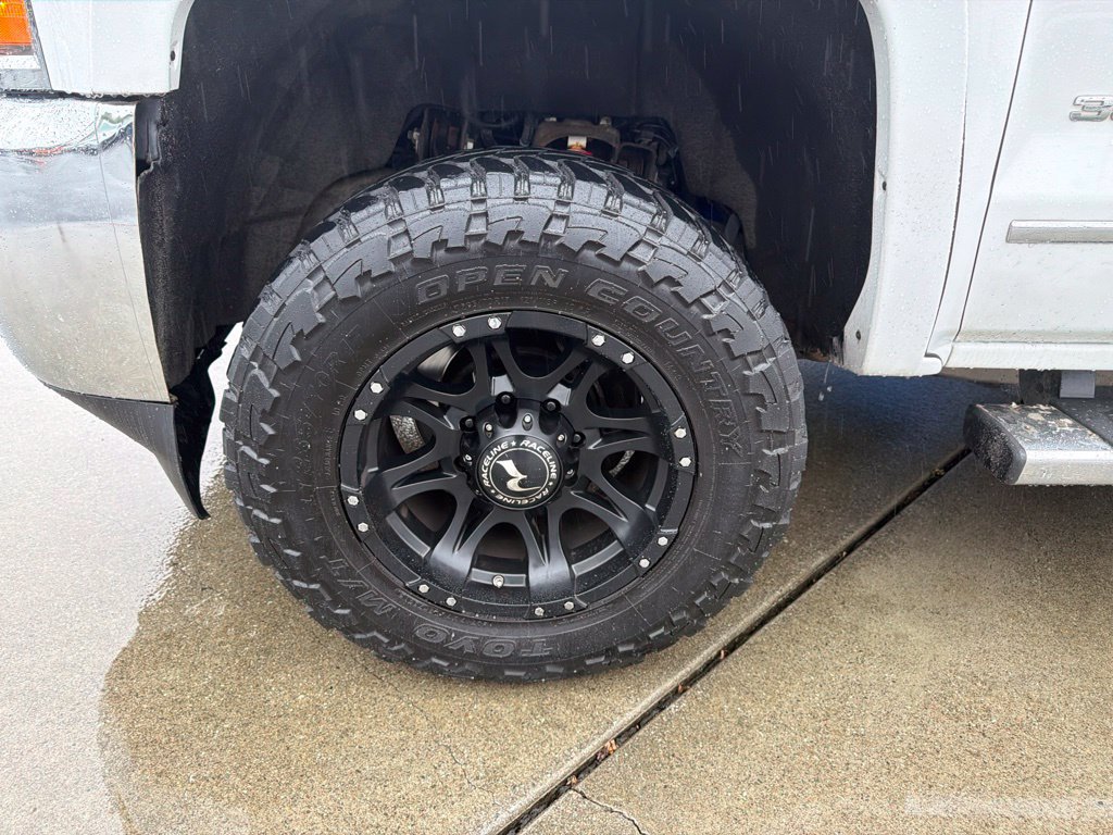 Used 2019 Chevrolet Silverado 3500 LTZ w/ Duramax Plus Package AWD/4WD image 32