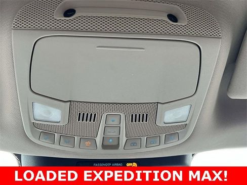 Used 2022 Ford Expedition Max Limited image 29