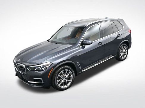 Used 2022 BMW X5 xDrive40i w/ Premium Package image 30