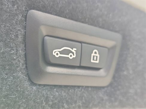 Used 2019 BMW 540i xDrive 540i xDrive w/ Convenience Package image 12