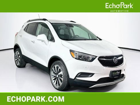 Used 2022 Buick Encore Preferred w/ Safety Package II AWD/4WD image 1