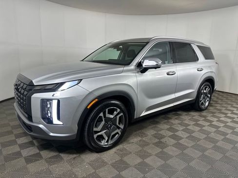 Certified 2025 Hyundai Palisade Limited image 27