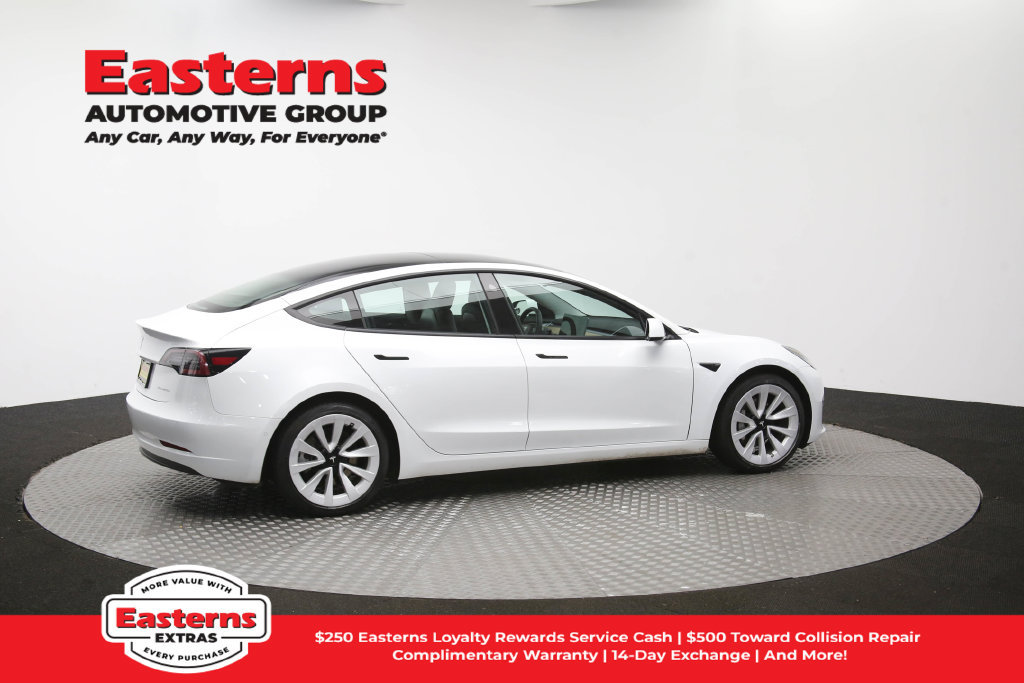 Used 2022 Tesla Model 3 Long Range AWD/4WD image 39