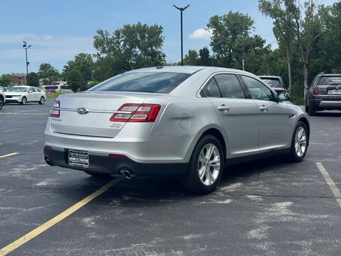 Used 2018 Ford Taurus SEL w/ Equipment Group 201A FWD image 4