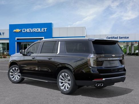 New 2026 Chevrolet Suburban Premier w/ Sun And Tow Package AWD/4WD image 3