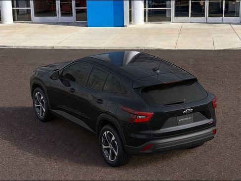 New 2026 Chevrolet Trax RS FWD image 2