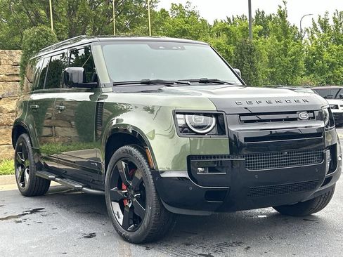 Used 2026 Land Rover Defender 110 X AWD/4WD image 7