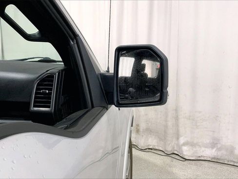 Used 2018 Ford F150 XLT w/ Equipment Group 302A Luxury image 11