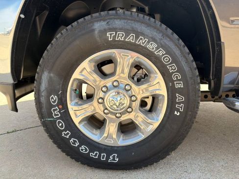 New 2025 RAM 2500 Big Horn AWD/4WD image 12