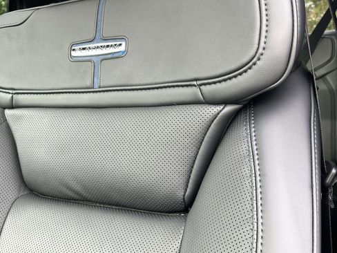 New 2026 Ford F250 Platinum AWD/4WD image 12