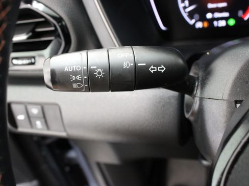 Used 2025 Honda Pilot TrailSport image 26