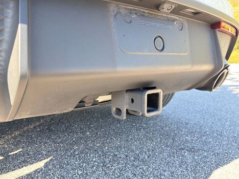 Certified 2023 Porsche Macan image 27