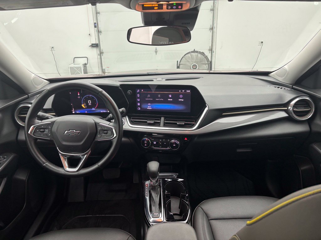 Used 2024 Chevrolet Trax ACTIV w/ Driver Confidence Package FWD image 4