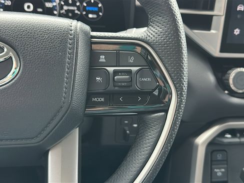 Used 2023 Toyota Tundra Limited image 17