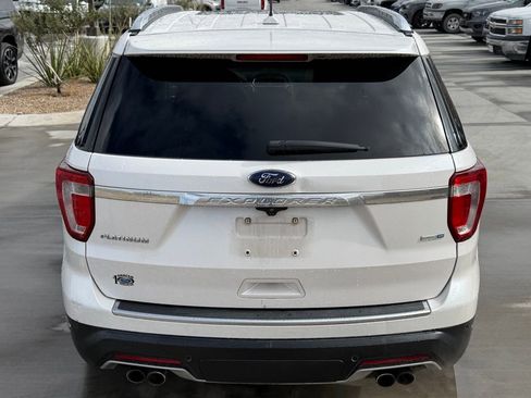 Used 2018 Ford Explorer Platinum image 13