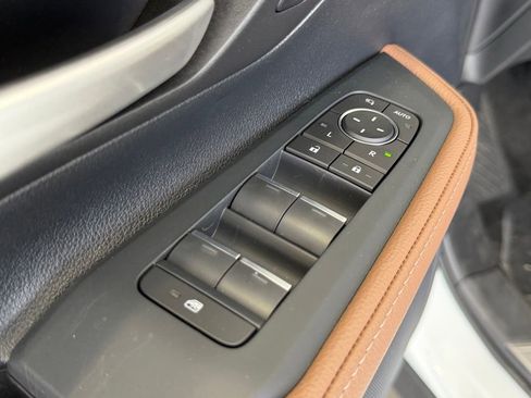 New 2026 Toyota Grand Highlander AWD Hybrid image 16