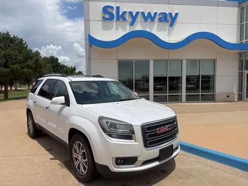 Used 2016 GMC Acadia SLT w/ Open Road Package FWD image 2